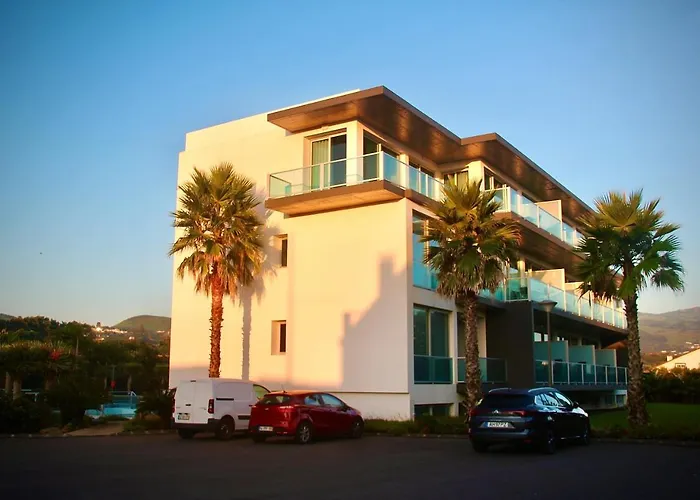 Whalesbay Aparthotel 4*