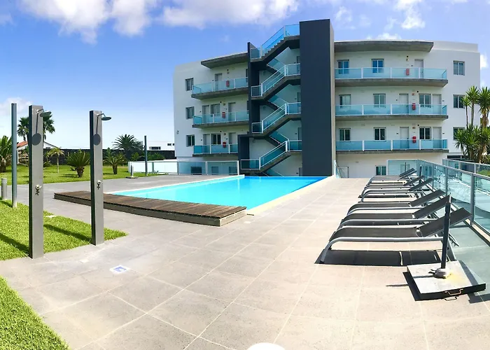 Aparthotel Whalesbay 4*