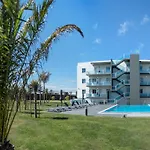 Whalesbay Apartmanhotel 4*