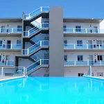 Whalesbay 4*