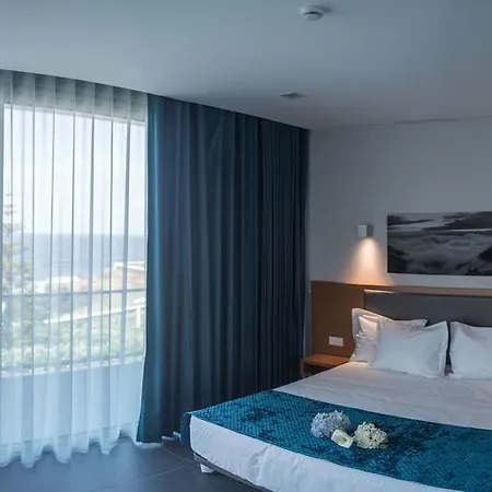 Aparthotel Whalesbay Capelas (Sao Miguel)