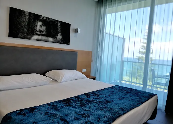 Whalesbay Capelas (Sao Miguel)